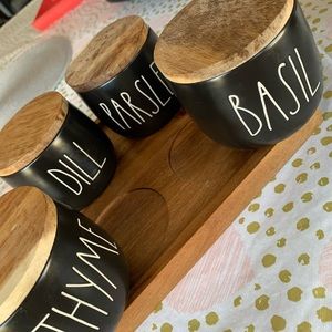 Rae Dunn seasoning set